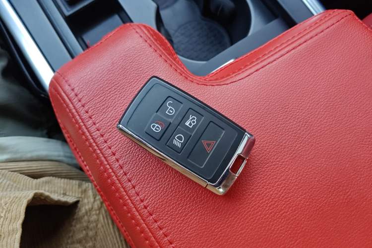 Used Jaguar XEL 2021 2.0T 250 PS Black Edition Sport Version Interior 1