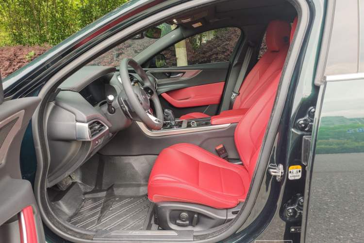 Used Jaguar XEL 2021 2.0T 250 PS R-DYNAMIC S Advanced Sport Edition Interior 2