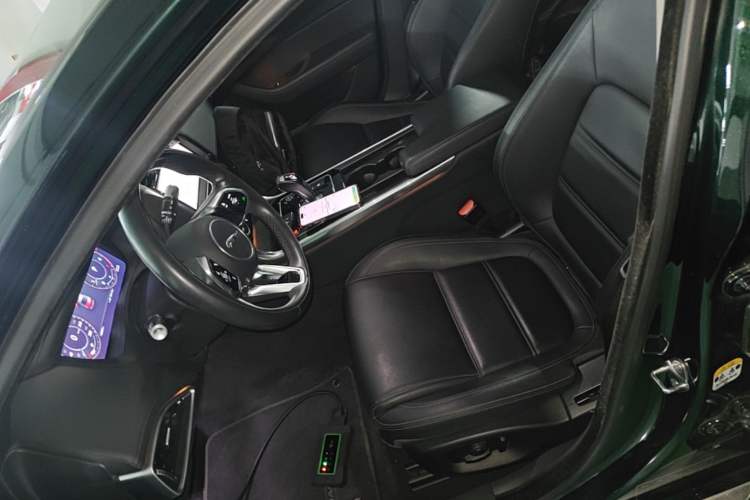 Used Jaguar XEL 2021 2.0T 250 PS S Progressive Elegance Edition Left Front Seat