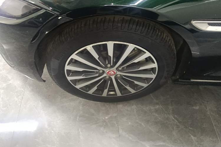 Used Jaguar XEL 2021 2.0T 200PS R-DYNAMIC Youth Sports Edition Left Front Wheel Hub