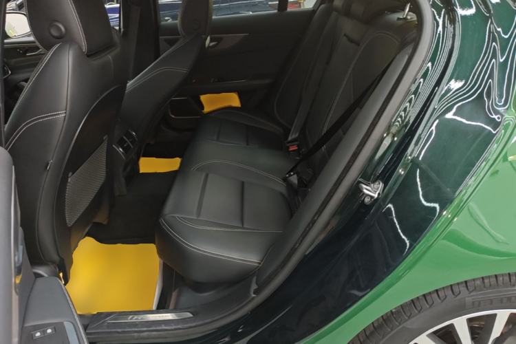 Used Jaguar XEL 2021 2.0T 200PS R-DYNAMIC Youth Sports Edition Left Rear Seat