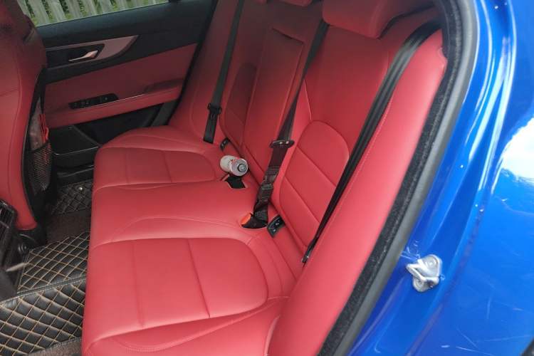 Used Jaguar XEL 2021 2.0T 200PS R-DYNAMIC Youth Sports Edition Left Rear Seat