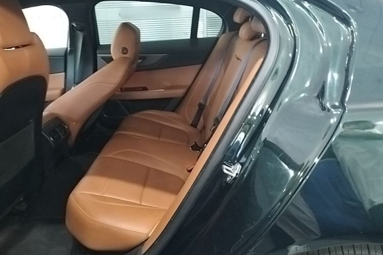 Used Jaguar XEL 2021 2.0T 250 PS R-DYNAMIC S Advanced Sport Edition Left Rear Seat