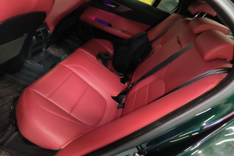 Used Jaguar XEL 2021 2.0T 250 PS R-DYNAMIC S Advanced Sport Edition Left Rear Seat