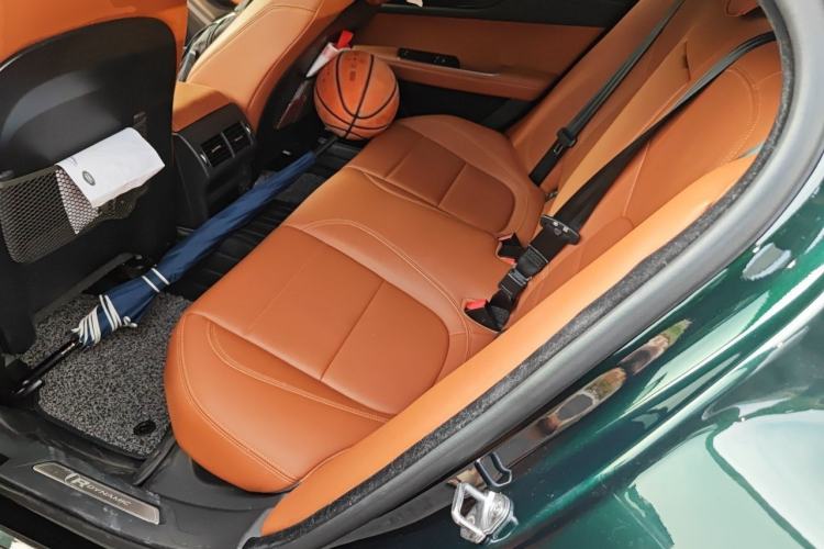 Used Jaguar XEL 2021 2.0T 250 PS Black Edition Sport Version Left Rear Seat