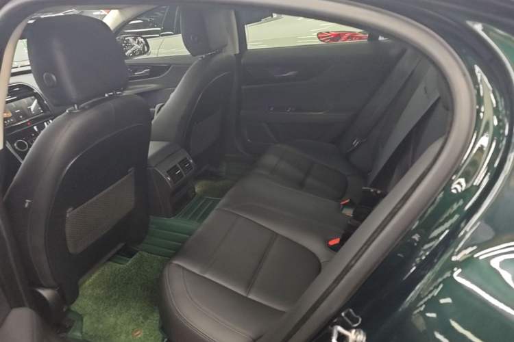 Used Jaguar XEL 2021 2.0T 250 PS S Progressive Elegance Edition Left Rear Seat
