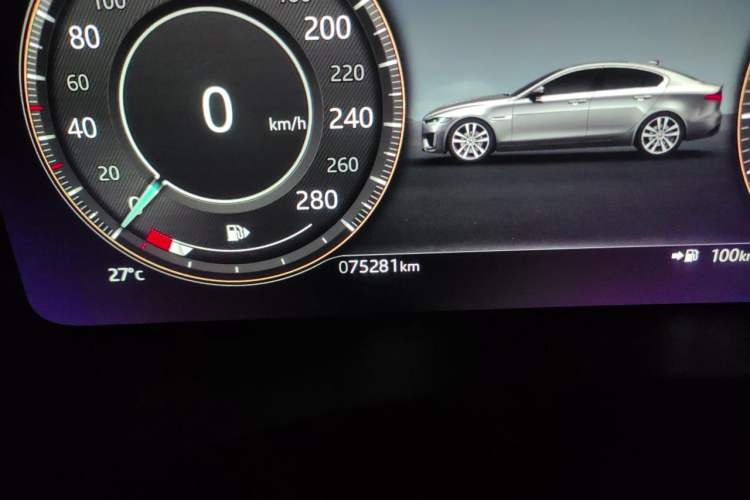 Used Jaguar XEL 2021 2.0T 250 PS R-DYNAMIC S Advanced Sport Edition Odometer Close Up