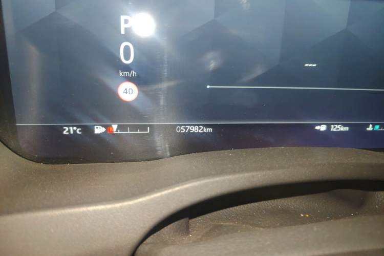 Used Jaguar XEL 2021 2.0T 250 PS R-DYNAMIC S Advanced Sport Edition Odometer Close Up
