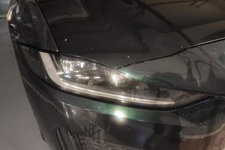 Used Jaguar XEL 2021 2.0T 250 PS R-DYNAMIC S Advanced Sport Edition Right Front Headlight