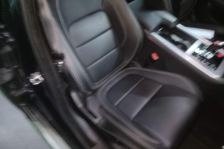 Used Jaguar XEL 2021 2.0T 200PS R-DYNAMIC Youth Sports Edition Right Front Seat