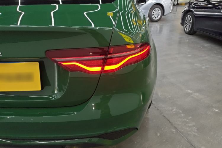Used Jaguar XEL 2021 2.0T 200PS R-DYNAMIC Youth Sports Edition Right Rear Taillight