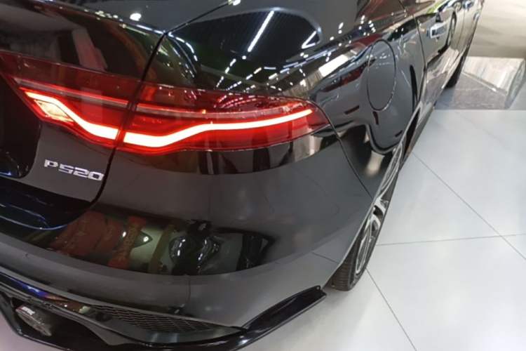 Used Jaguar XEL 2021 2.0T 250 PS R-DYNAMIC S Advanced Sport Edition Right Rear Taillight