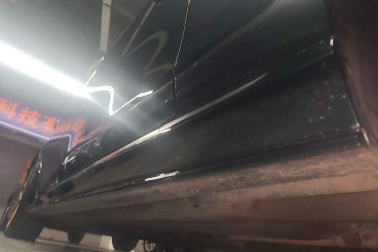 Used Jaguar XEL 2021 2.0T 250 PS R-DYNAMIC S Advanced Sport Edition Right Side Sill