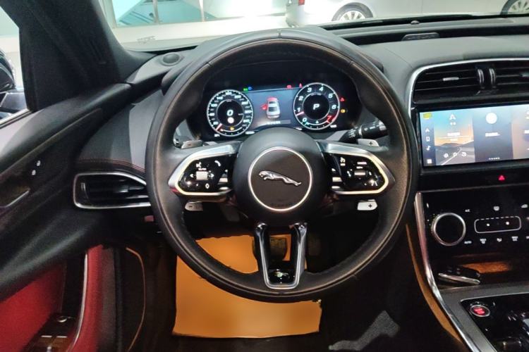 Used Jaguar XEL 2021 2.0T 250 PS R-DYNAMIC S Advanced Sport Edition Steering Wheel