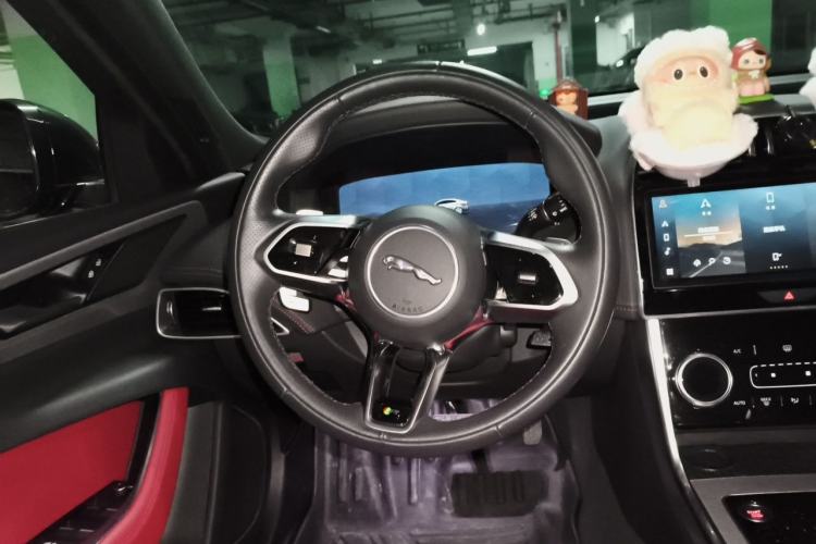 Used Jaguar XEL 2021 2.0T 250 PS R-DYNAMIC S Advanced Sport Edition Steering Wheel