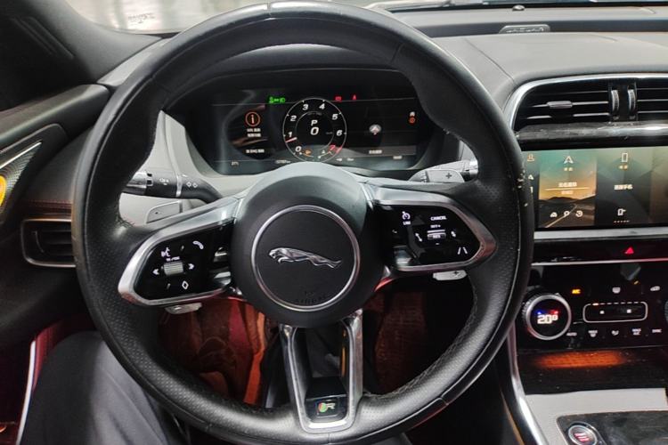 Used Jaguar XEL 2021 2.0T 250 PS R-DYNAMIC S Advanced Sport Edition Steering Wheel