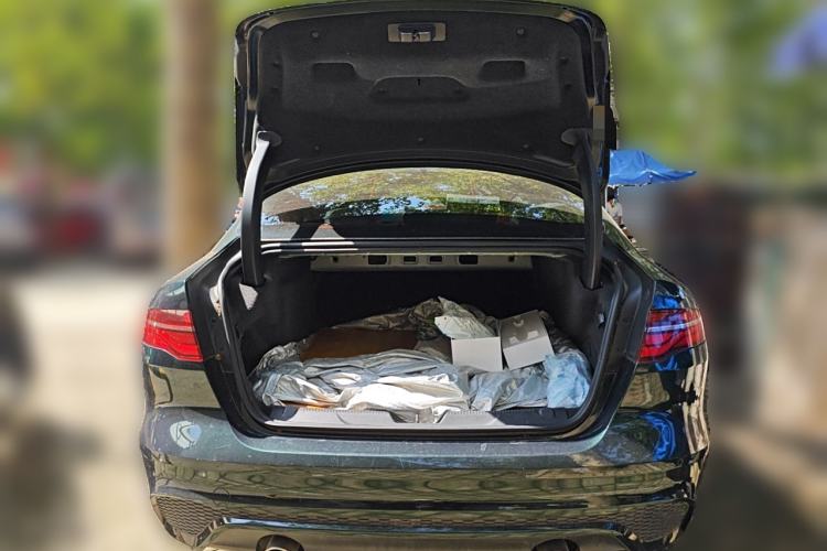 Used Jaguar XEL 2021 2.0T 200PS R-DYNAMIC Youth Sports Edition Trunk