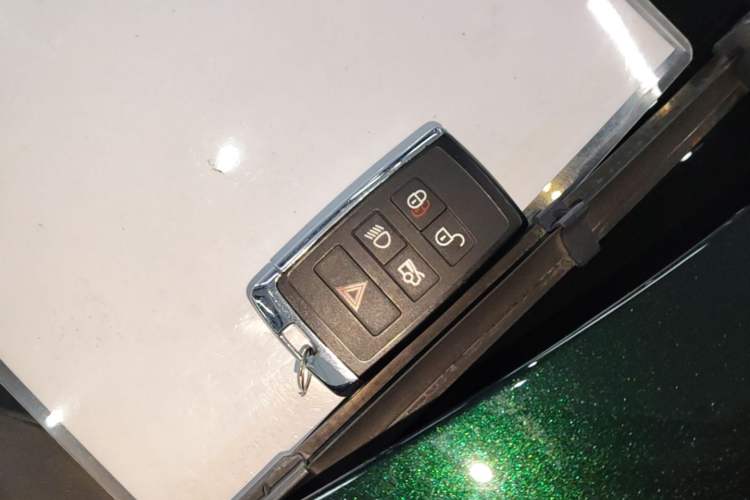 Used Jaguar XEL 2021 2.0T 250 PS R-DYNAMIC S Advanced Sport Edition Vehicle Key