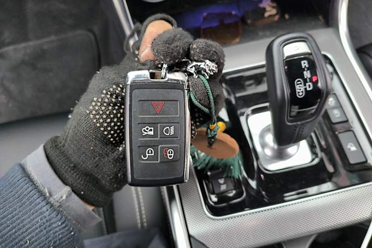 Used Jaguar XEL 2021 2.0T 250 PS R-DYNAMIC S Advanced Sport Edition Vehicle Key