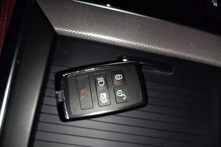 Used Jaguar XEL 2021 2.0T 250 PS R-DYNAMIC S Advanced Sport Edition Vehicle Key