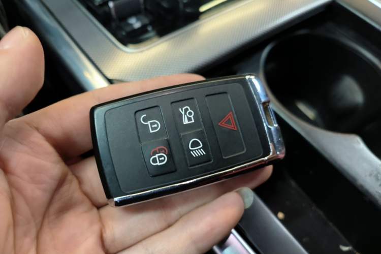 Used Jaguar XEL 2021 2.0T 250 PS R-DYNAMIC S Advanced Sport Edition Vehicle Key