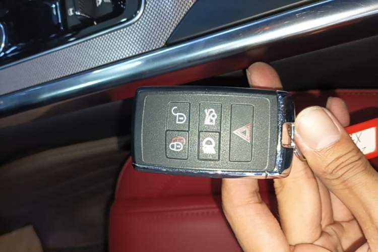 Used Jaguar XEL 2021 2.0T 250 PS R-DYNAMIC S Advanced Sport Edition Vehicle Key