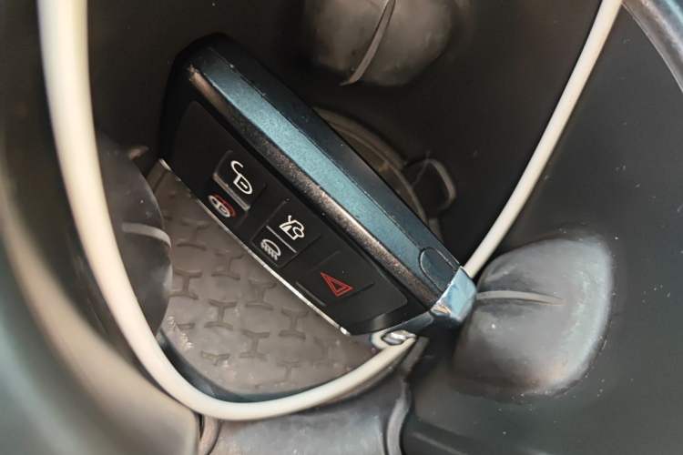 Used Jaguar XEL 2021 2.0T 250 PS Black Edition Sport Version Vehicle Key