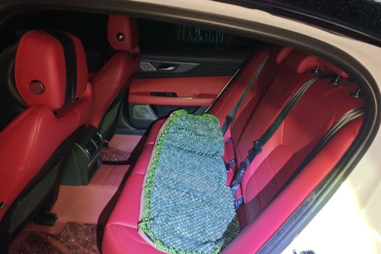 Used Jaguar XEL 2021 2.0T 250 PS R-DYNAMIC SE Tech Sport Edition Left Rear Seat