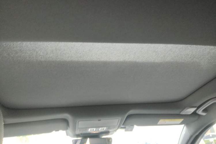 Used Jaguar XEL 2021 2.0T 250 PS R-DYNAMIC SE Tech Sport Edition Headliner