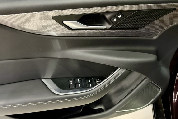 Used Jaguar XEL 2021 2.0T 250 PS R-DYNAMIC S Advanced Sport Edition Interior 5