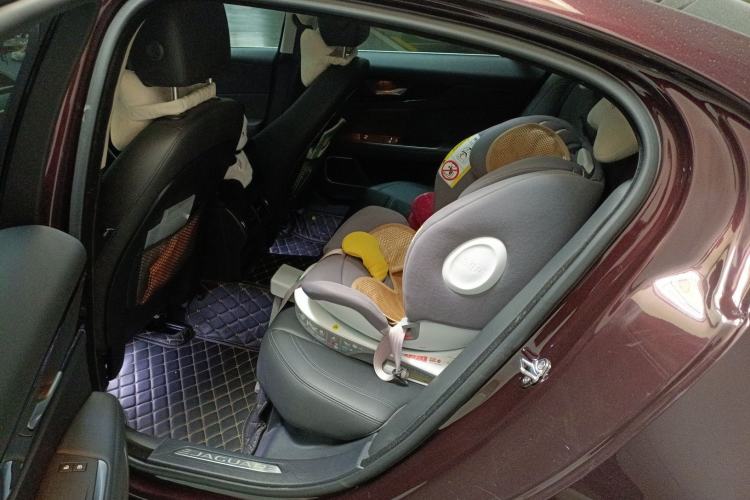 Used Jaguar XEL 2021 2.0T 250 PS S Progressive Elegance Edition Left Rear Seat