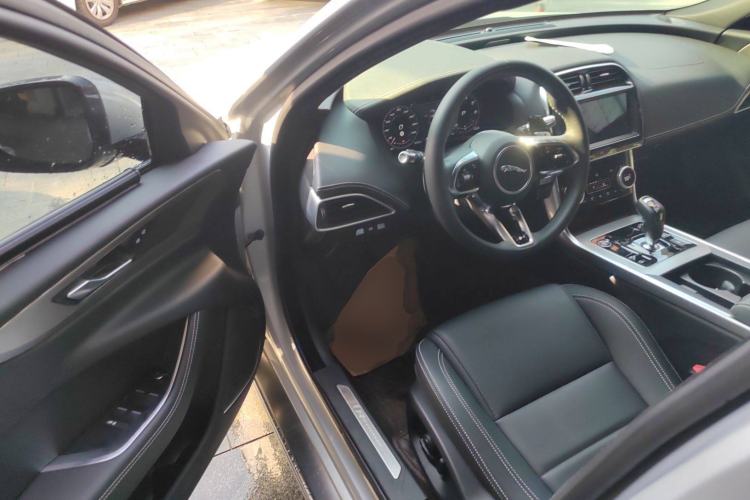 Used Jaguar XEL 2021 2.0T 250 PS R-DYNAMIC S Advanced Sport Edition Driver Seat
