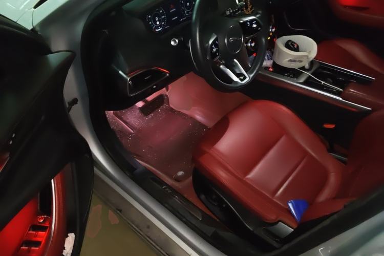 Used Jaguar XEL 2021 2.0T 250 PS R-DYNAMIC S Advanced Sport Edition Driver Seat