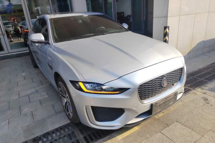 Used Jaguar XEL 2021 2.0T 250 PS R-DYNAMIC S Advanced Sport Edition Front Right 45 Deg