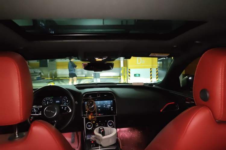 Used Jaguar XEL 2021 2.0T 250 PS R-DYNAMIC S Advanced Sport Edition Headliner