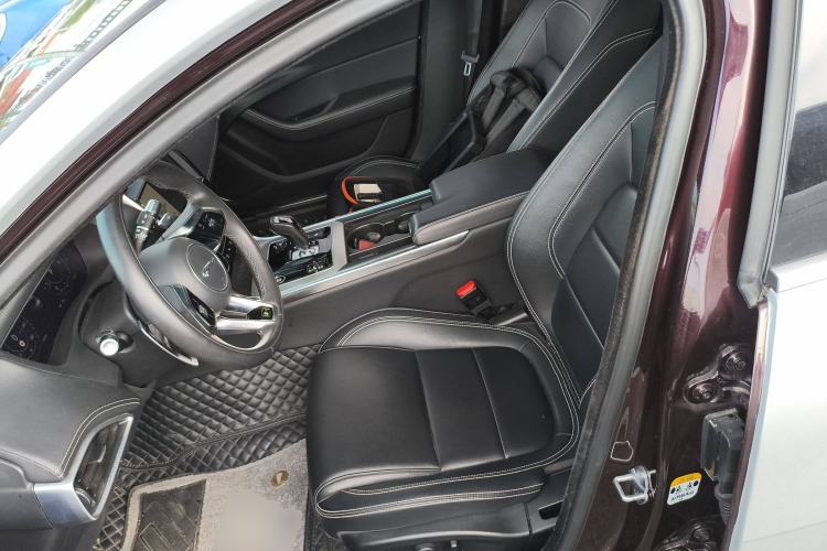 Used Jaguar XEL 2021 2.0T 250 PS R-DYNAMIC S Advanced Sport Edition Left Front Seat