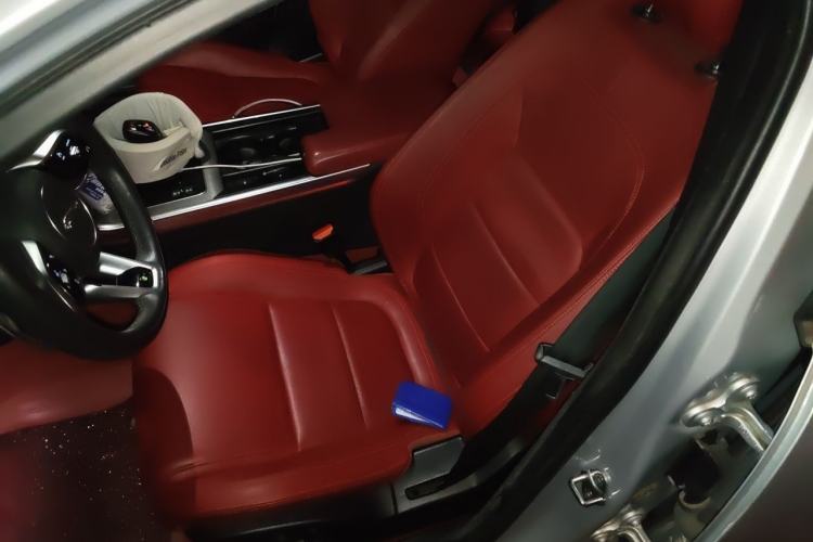 Used Jaguar XEL 2021 2.0T 250 PS R-DYNAMIC S Advanced Sport Edition Left Front Seat