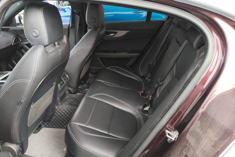 Used Jaguar XEL 2021 2.0T 250 PS R-DYNAMIC S Advanced Sport Edition Left Rear Seat