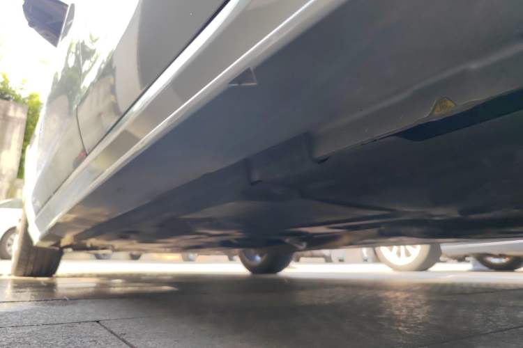 Used Jaguar XEL 2021 2.0T 250 PS R-DYNAMIC S Advanced Sport Edition Left Side Sill