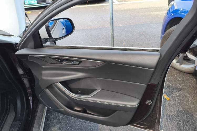 Used Jaguar XEL 2021 2.0T 250 PS R-DYNAMIC S Advanced Sport Edition Right Front Door Interior