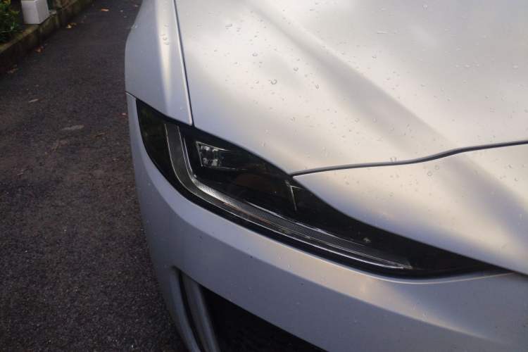 Used Jaguar XEL 2021 2.0T 250 PS R-DYNAMIC S Advanced Sport Edition Right Front Headlight