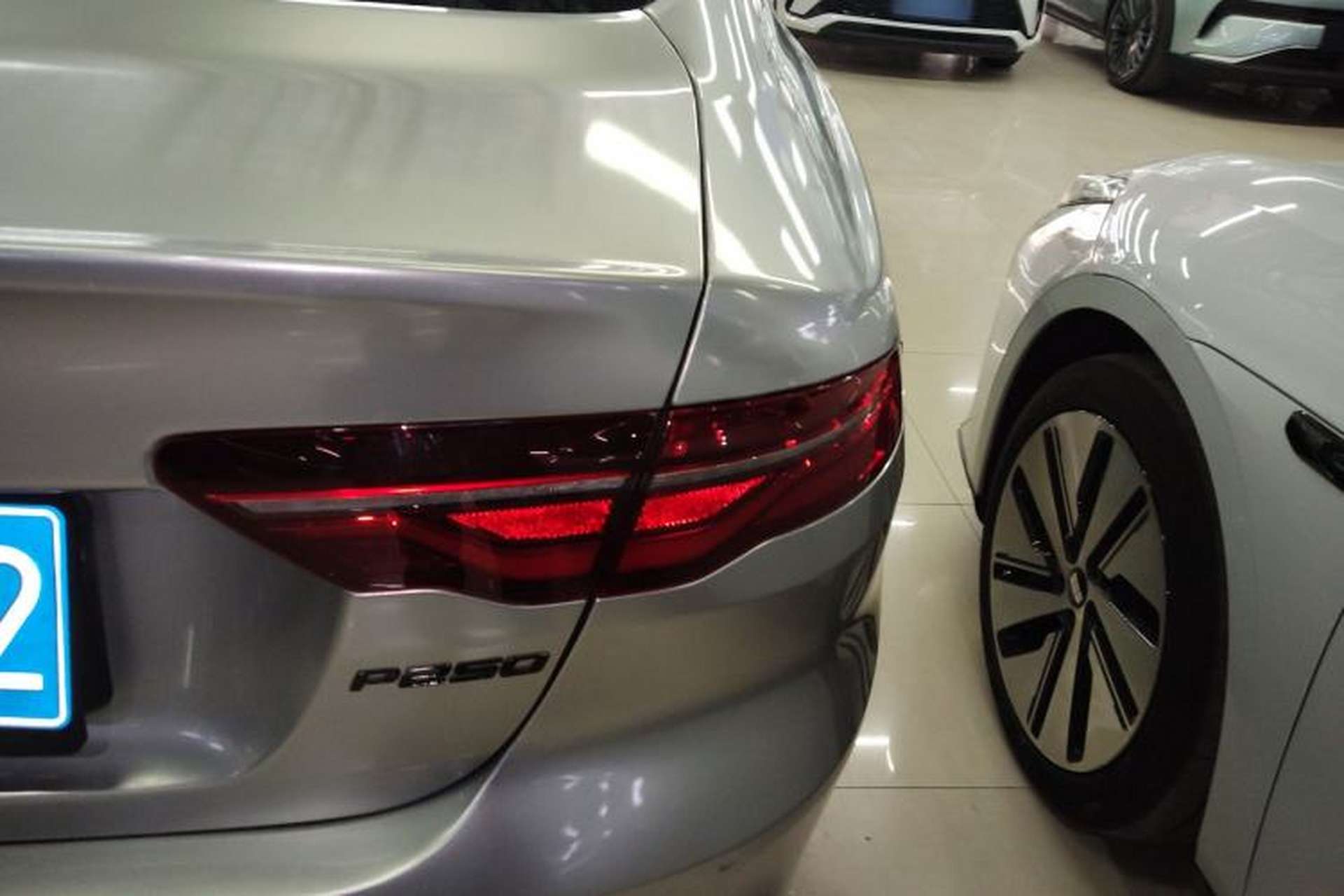 Used Jaguar XEL 2021 2.0T 250 PS Black Edition Sport Version Right Rear Taillight