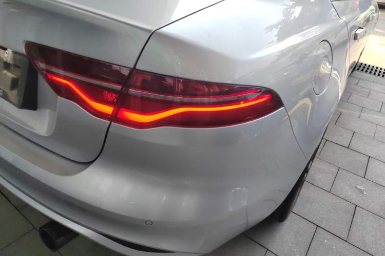 Used Jaguar XEL 2021 2.0T 250 PS R-DYNAMIC S Advanced Sport Edition Right Rear Taillight