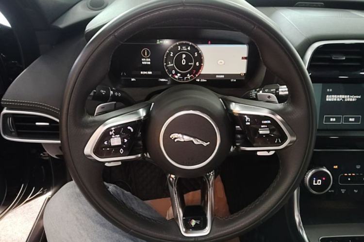 Used Jaguar XEL 2021 2.0T 250 PS R-DYNAMIC S Advanced Sport Edition Steering Wheel