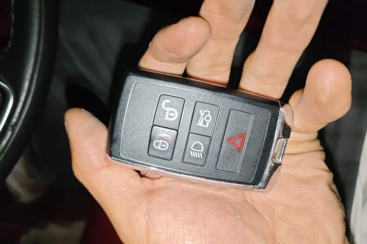 Used Jaguar XEL 2021 2.0T 250 PS R-DYNAMIC S Advanced Sport Edition Vehicle Key