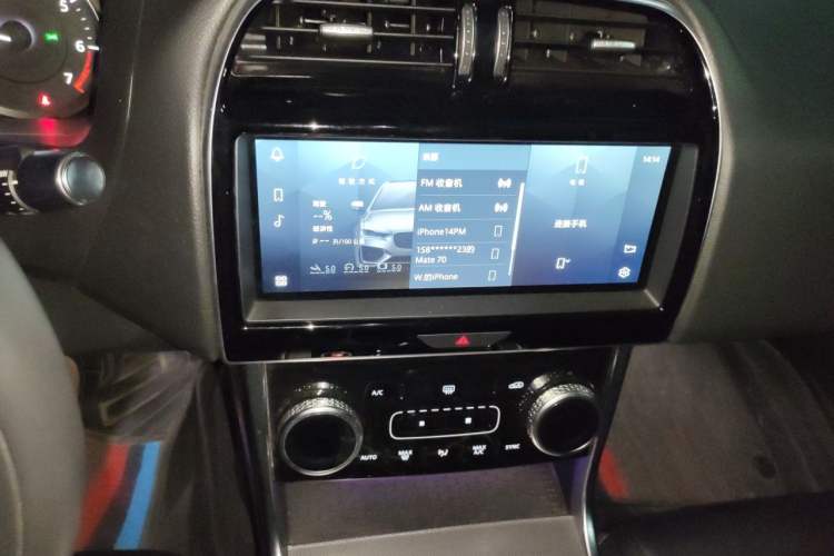 Used Jaguar XEL 2021 2.0T 200PS R-DYNAMIC Youth Sports Edition Audio And AC Panel