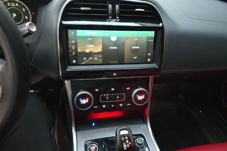 Used Jaguar XEL 2021 2.0T 250 PS R-DYNAMIC S Advanced Sport Edition Audio And AC Panel