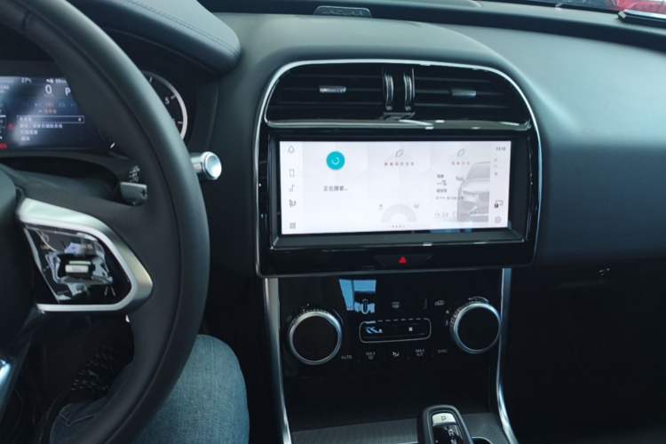 Used Jaguar XEL 2021 2.0T 200PS R-DYNAMIC Youth Sports Edition Audio And AC Panel