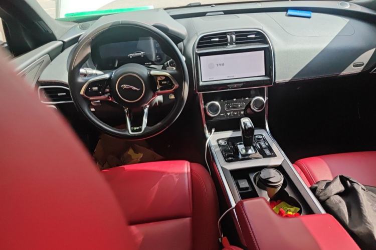 Used Jaguar XEL 2021 2.0T 250 PS R-DYNAMIC S Advanced Sport Edition Center Console