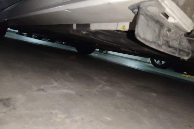 Used Jaguar XEL 2021 2.0T 200PS R-DYNAMIC Youth Sports Edition Chassis Rear Left